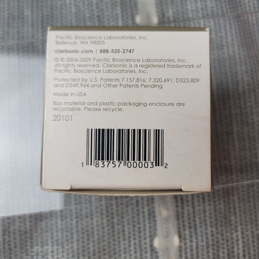 NIB- CLARISONIC Replacement Head For Normal Skin - Picture 5 of 6